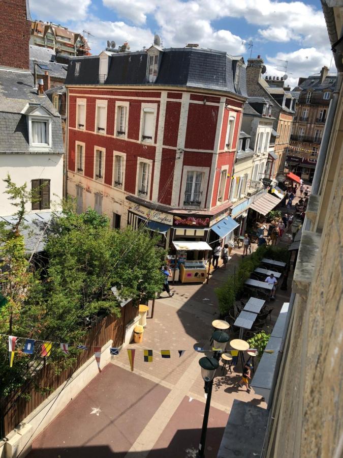 2 Pieces- Rue Pietonne Trouville -Le Petit Juliana Ngoại thất bức ảnh
